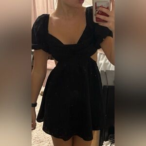 Elegant Black Dress sky to moon size medium dress